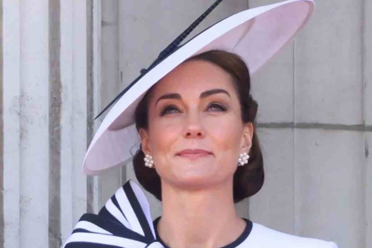 Kate Middleton dolore dietro il sorriso