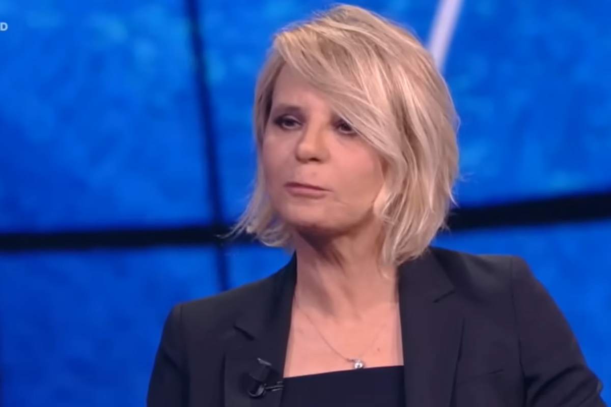 maria de filippi uccisa di insulti