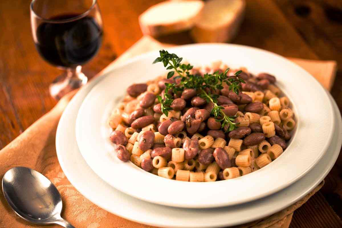 ricetta pasta e fagioli napoletana